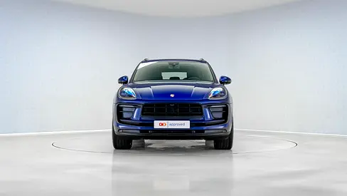 2025 Porsche MACAN photo 8