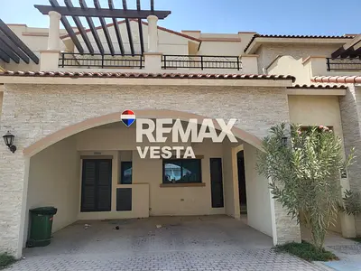 Elegant 3BR Villa | Private Garden | Vacant