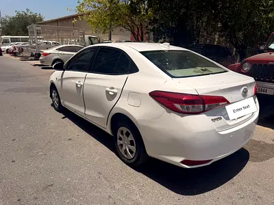 2019 Toyota YARIS — фото 2