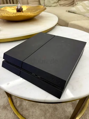 Play station 4 Slim