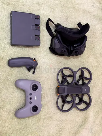 Dji Avata 2 fly more combo + FPV Remote controller 3