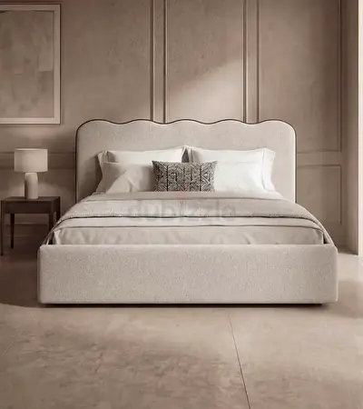 Brand new customized bed frame 180x200cm