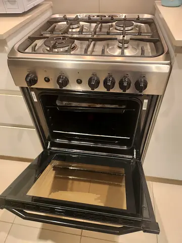 Gas Cooker and Stove Indesit