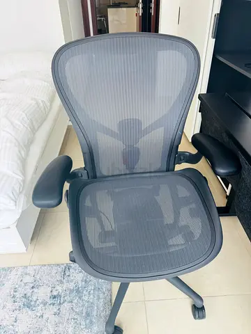 Ergonomic Mesh Office Chair - Good Condition
