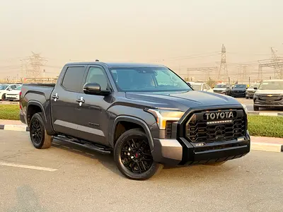 2023 Toyota TUNDRA — миниатюра 3