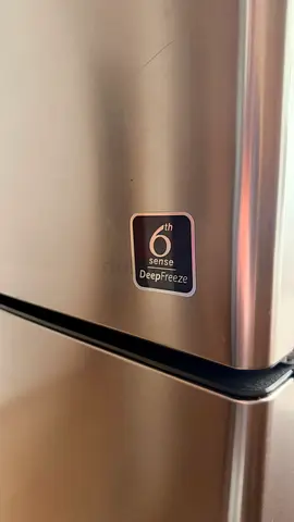 Whirlpool Refrigerator – AED 900

Whirlpool double-door refrigerator in very good condition. Used fo