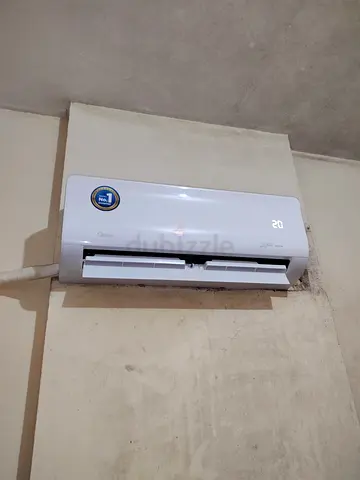 Used Wall-Mounted Split Air Conditioner (Midea) - Working