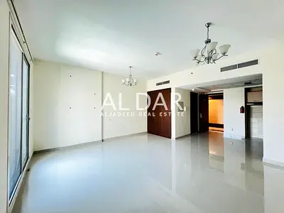 Well Maintained | Open Kitchen | Spacious