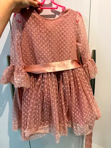 Girls dress