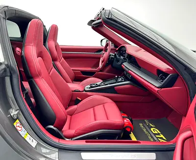 صورة مصغرة 15 لـ 2023 Porsche 911