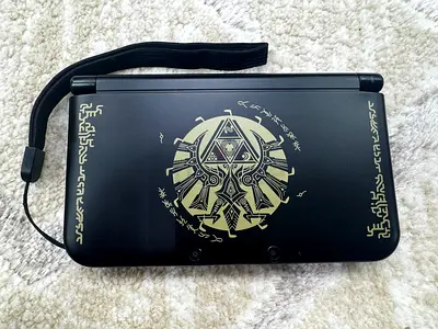 NINTENDO 3DS XL ZELDA EDITION WITH MODED