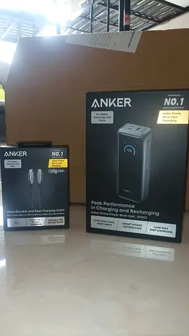 Anker 26.590 Power Bank 300W with USB-C Cable - Boxed, Like New
