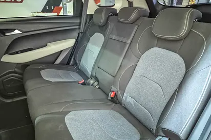 2023 Chevrolet CAPTIVA — миниатюра 12