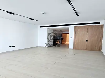 Cozy Studio | Unfurnished | Well-Lit