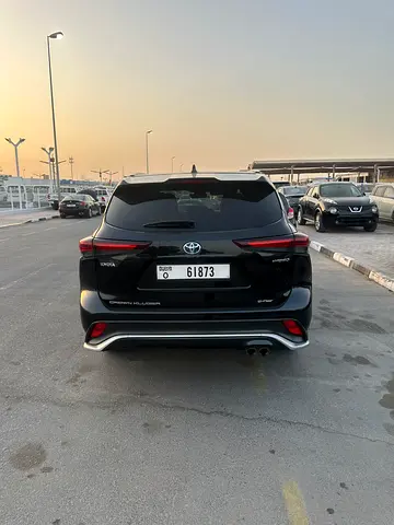 2023 Toyota CROWN 照片 4
