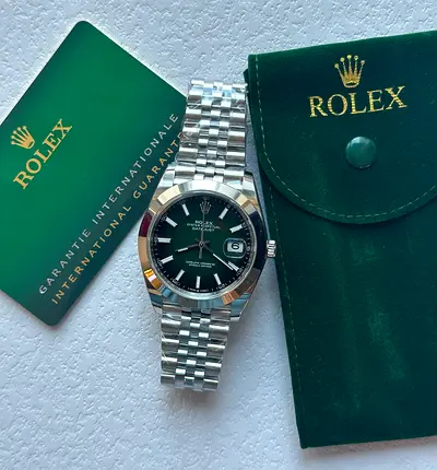 Rolex_(mens) saiz:41mm Supr clone Quality  Waterproof 💯 Sapphire crystal💎