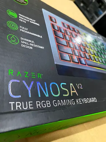 RAZER CYNOSA V2 GAMING KEYBOARD