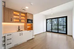 Podium Unit | Access to Pool | Ready to Move in