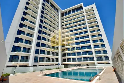 Vacant | Pool & Gym | Walking Distance to Metro