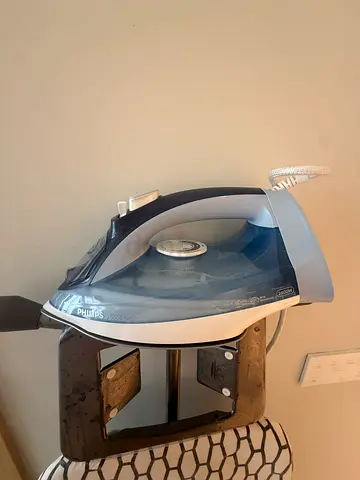 Philips Steam Iron and Iron board