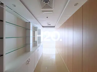 Fully Fitted Office | High Floor | 3 Parking