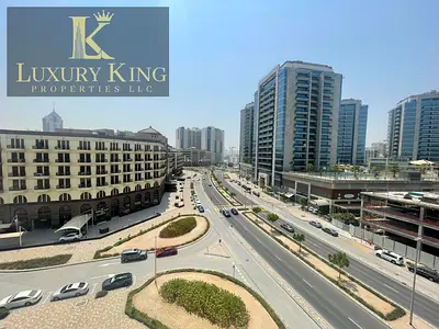AVAILABLE FROM AUGUST + CORNER UNIT + LARGE SIZE FURNISHED