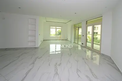 Fully Upgraded | Modern Finish | Spacious