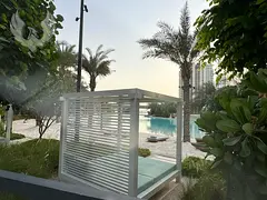 EXCLUSIVE BEACH ACCESS|SPACIOUS LAYOUT|CORNER UNIT
