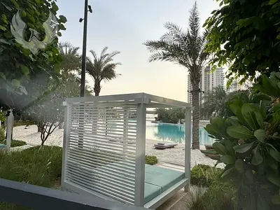 EXCLUSIVE BEACH ACCESS|SPACIOUS LAYOUT|CORNER UNIT