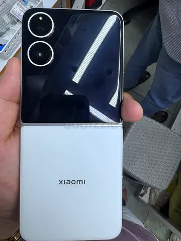 Xiomi Mix Flip 2