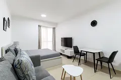 Bright & spacious studio | Newly renovated | Prime JLT location | Goldcrest Executive