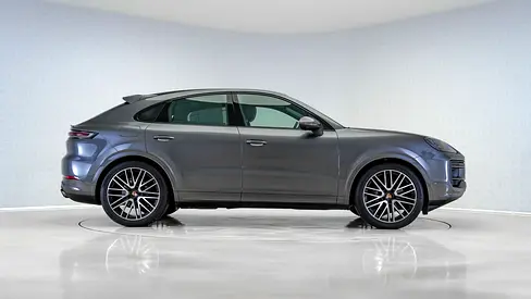 صورة 3 لـ 2025 Porsche CAYENNE