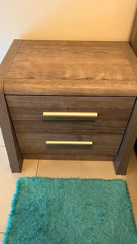 Two pieces nightstand