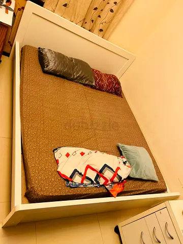 Queen size bed for AED 250