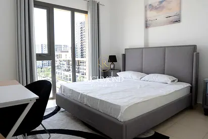Furnished Living | Vacant | 12 Cheques
