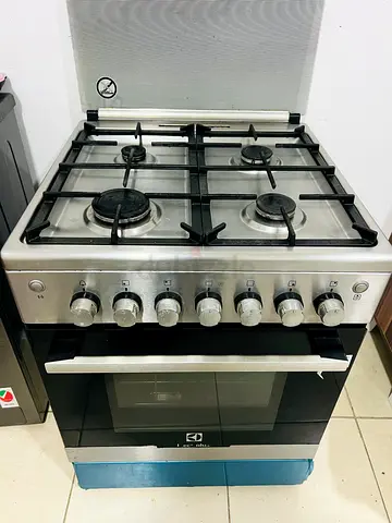 Cooking range