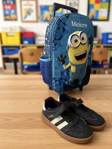 School backpack 15 Dh