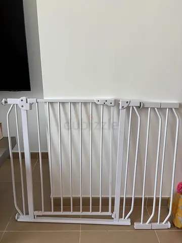 Baby gate with extantion 2 pieces,