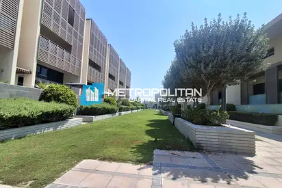 4 BR w/ Maids |Full Canal View | Waterfront