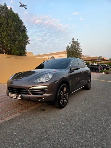 Porsche Cayenne S 2014 | GCC Specs | V8 Performance