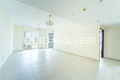SPACIOUS I LUMINOUS I UNFURNISHED I LOW FLOOR