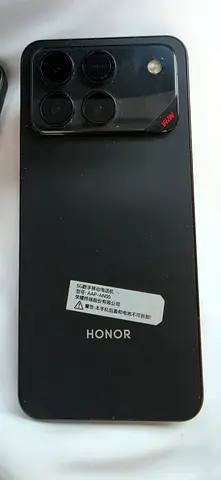 Honor win 1Tb memory and 10000mah battery