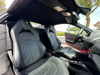 2017 Ferrari 488 GTB — миниатюра 11