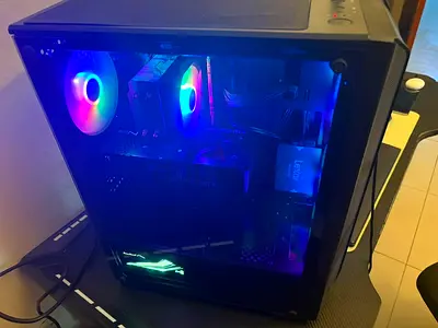 Gaming Pc with monitor and keyboard