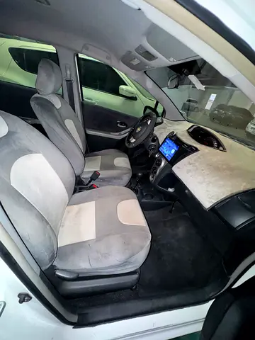 2008 Toyota YARIS — фото 13