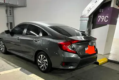2017 GCC Filipino Private Owner - Mid Option -Excellent Condition - Non Flooded - No Major Accident