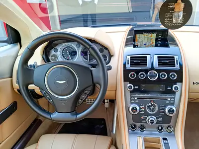 صورة 10 لـ 2012 Aston Martin VIRAGE