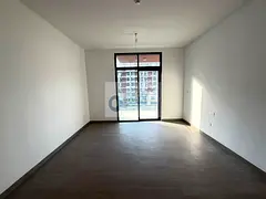 2BR Corner Layout | Pool & Downtown View | Balcony | Kensington Waters B