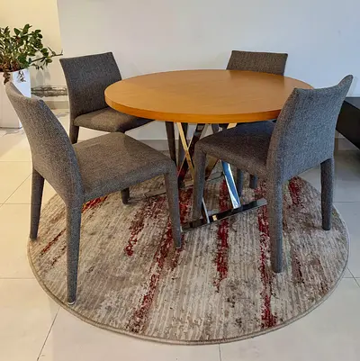 Round Dining Table with 4 Upholstered Chairs - Modern Set