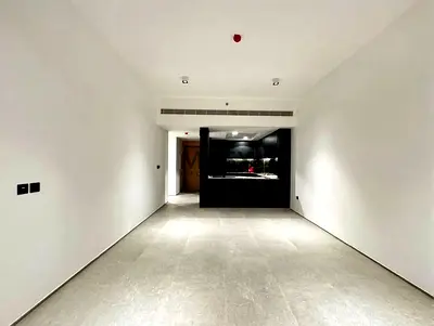 Modern 2BR Apartment | Balcony | Vacant Now